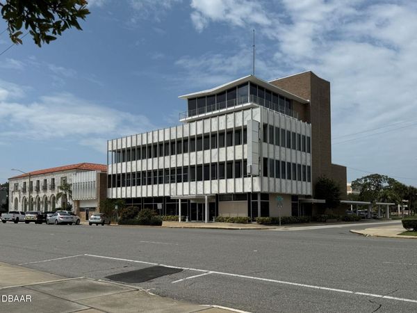 230 N Beach Street, Daytona Beach, FL 32114