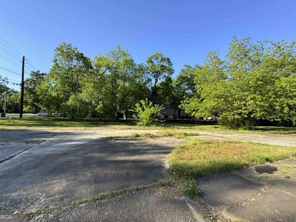 751 W Montgomery Street, Milledgeville, GA 31061