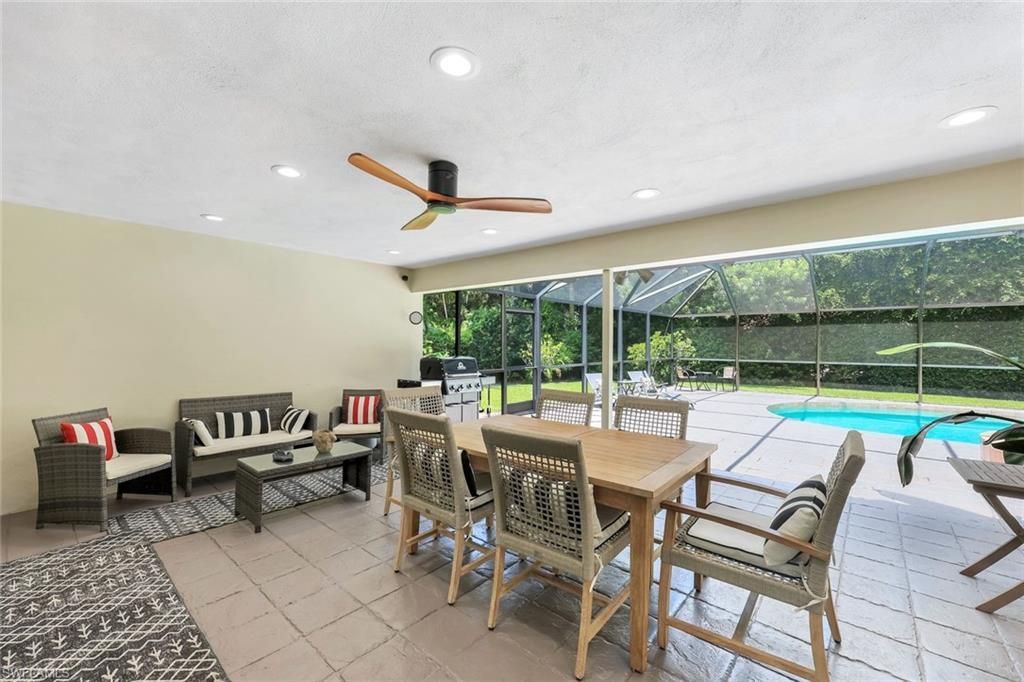 725 Old Trail Dr, Naples, FL 34103 Photo