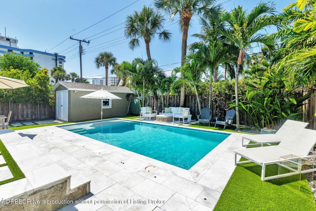 216 Lakeland Drive, West Palm Beach, FL 33405 Photo