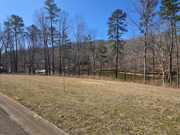 181 ARBORWOOD LN, Savannah, TN 38372