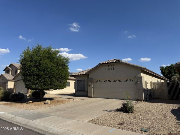 8927 W PARADISE Drive, Peoria, AZ 85345