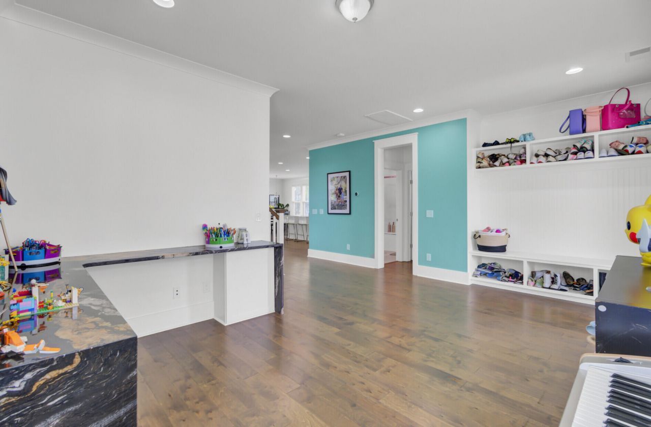 351 Gnarly Oak Lane Photo 19