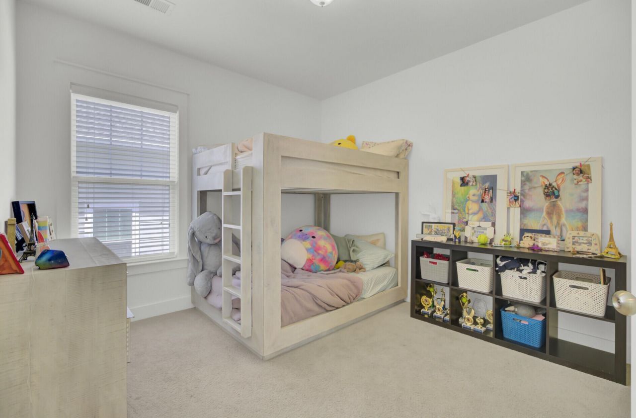 351 Gnarly Oak Lane Photo 35