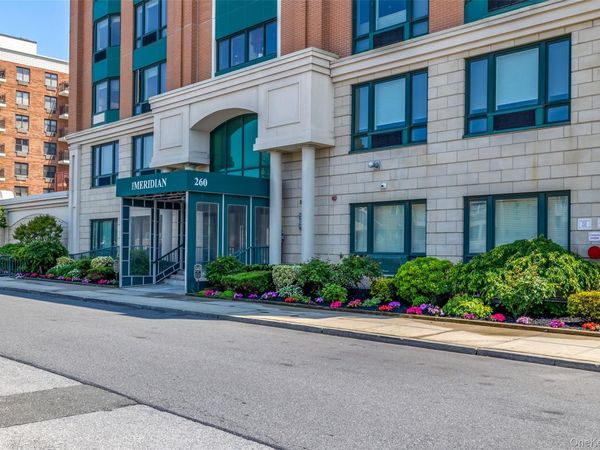 260 W Broadway, Unit 2G, Long Beach, NY 11561