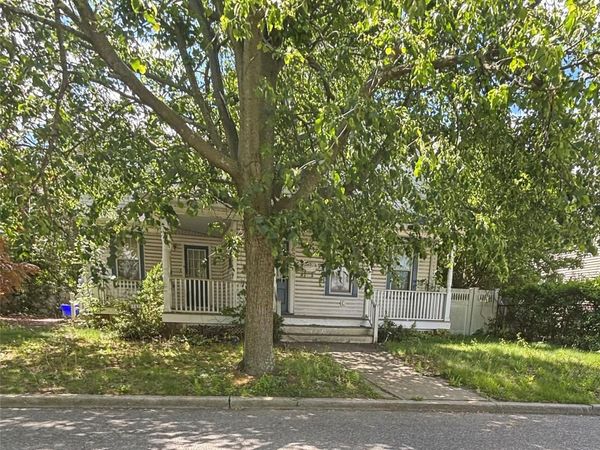 252 Locust Avenue, Babylon, NY 11702