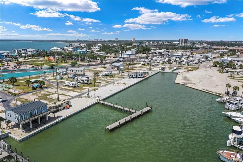 19281 #37 San Carlos Blvd, Fort Myers Beach, FL 33931 Photo