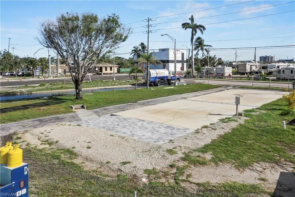 19281 #37 San Carlos Blvd, Fort Myers Beach, FL 33931 Photo