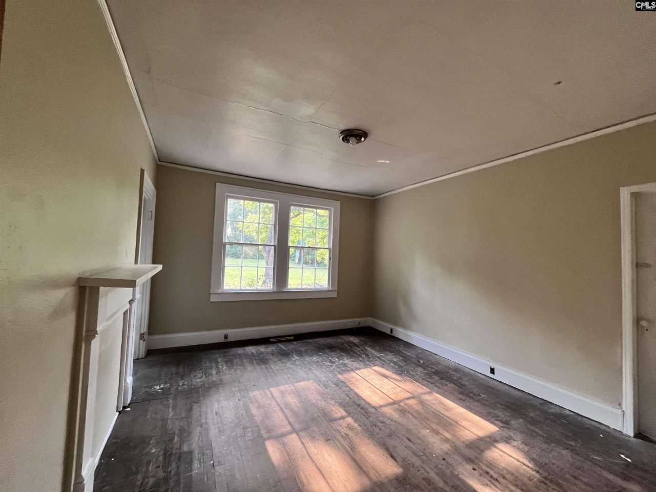 250 Pine Street Photo 10