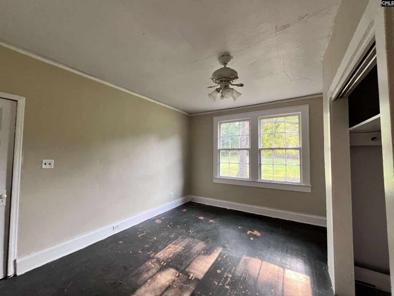 250 Pine Street Photo 8