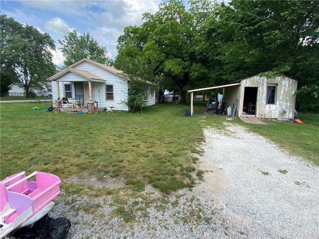 100 Quincy Avenue, Lincoln, AR 72744 Main Photo