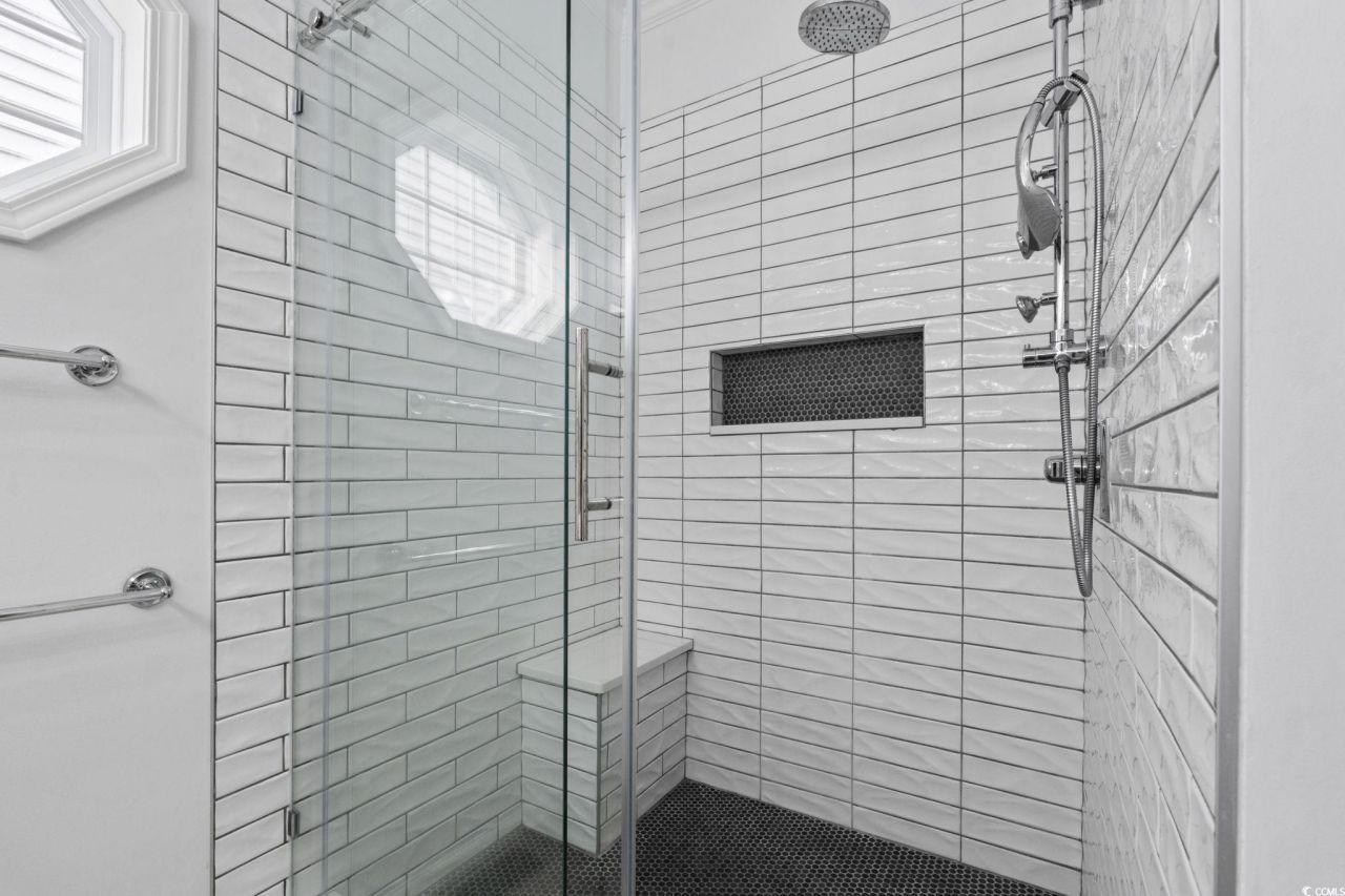 327 A Lakeside Dr. Photo 27