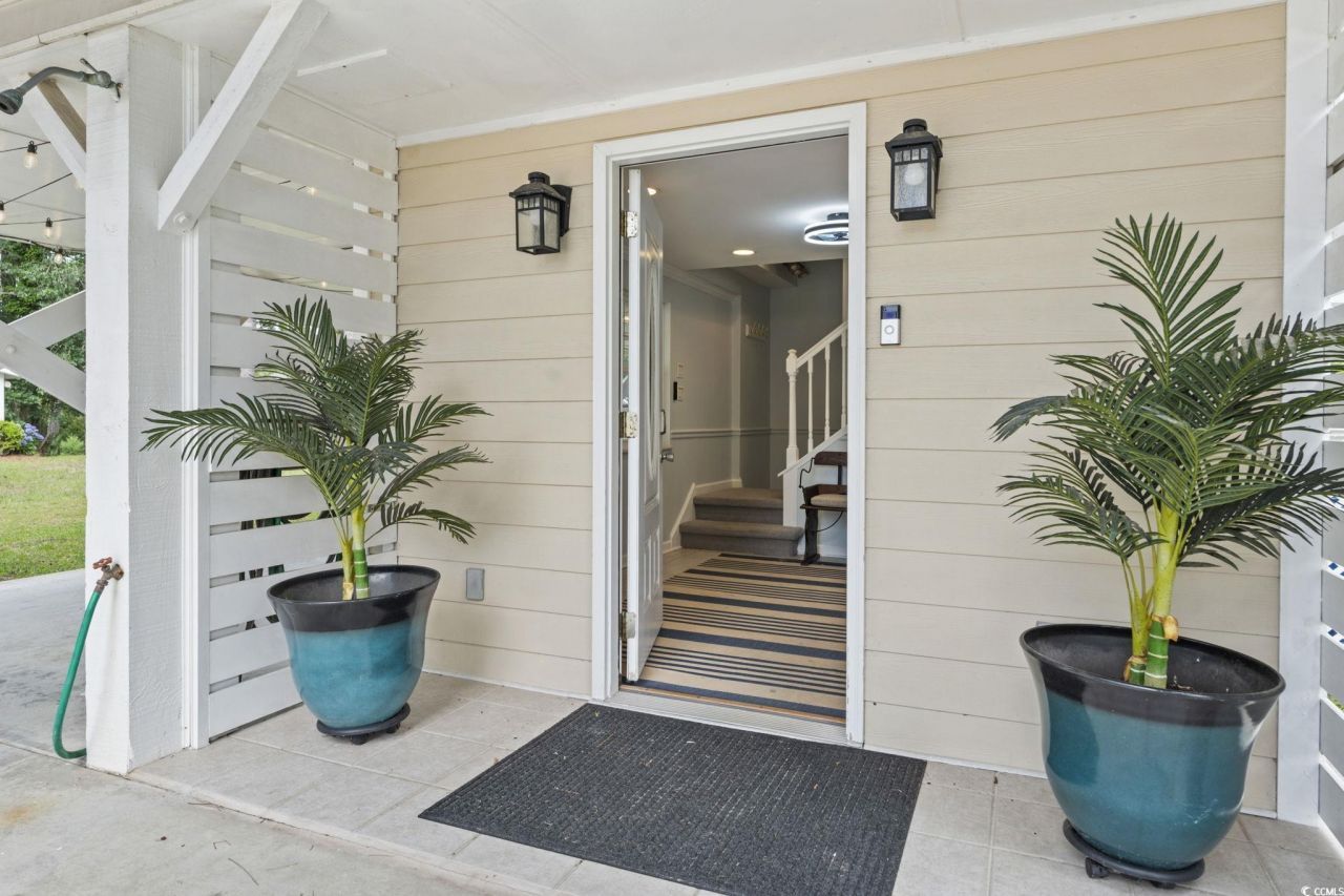 327 A Lakeside Dr. Photo 6