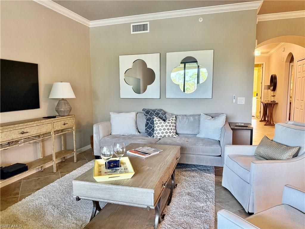 9735 Acqua Ct, Unit 637, Naples, FL 34113 Photo