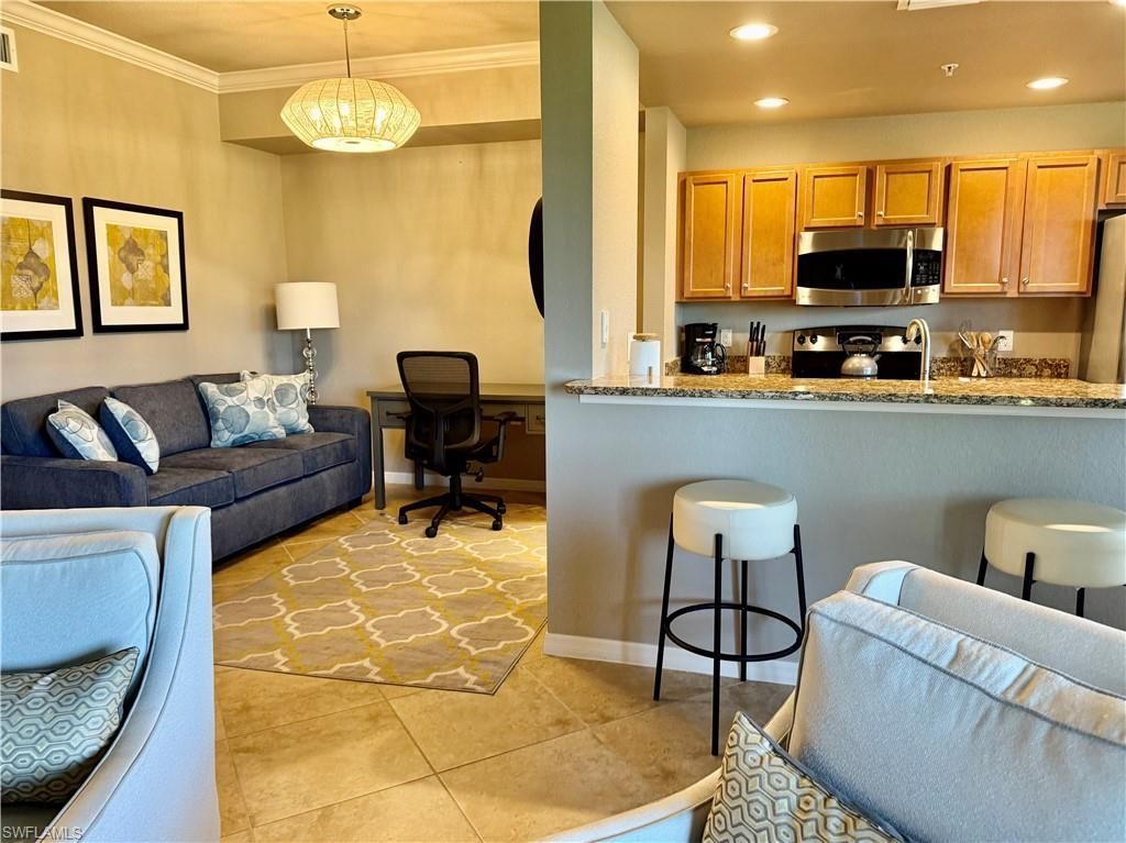 9735 Acqua Ct, Unit 637, Naples, FL 34113 Photo