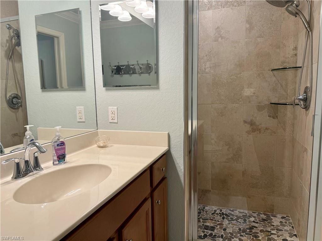 9735 Acqua Ct, Unit 637, Naples, FL 34113 Photo