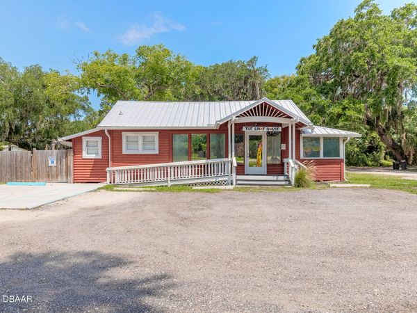 1001 Canal Street, New Smyrna Beach, FL 32168