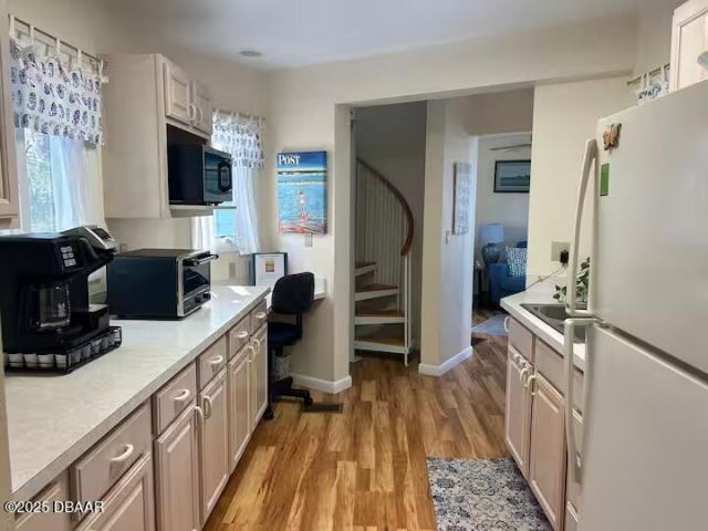 21951 Tarragona Way, Astor, FL 32102 Photo