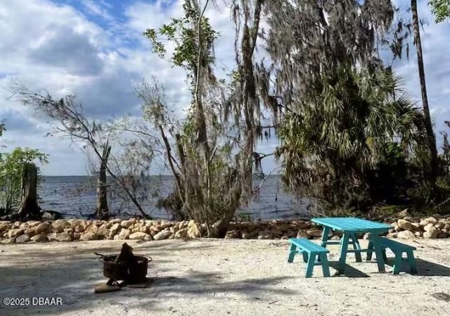 21951 Tarragona Way, Astor, FL 32102 Photo