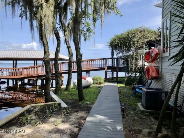 21951 Tarragona Way, Astor, FL 32102 Photo