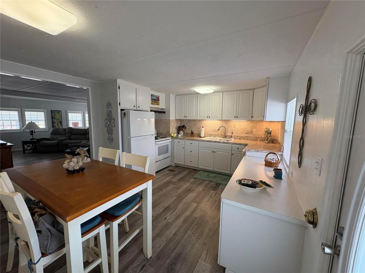 408 49th A Avenue E, Bradenton, FL 34203 Photo