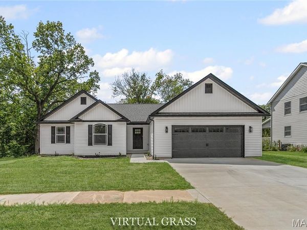 1122 Redwing Court, Grafton, IL 62037