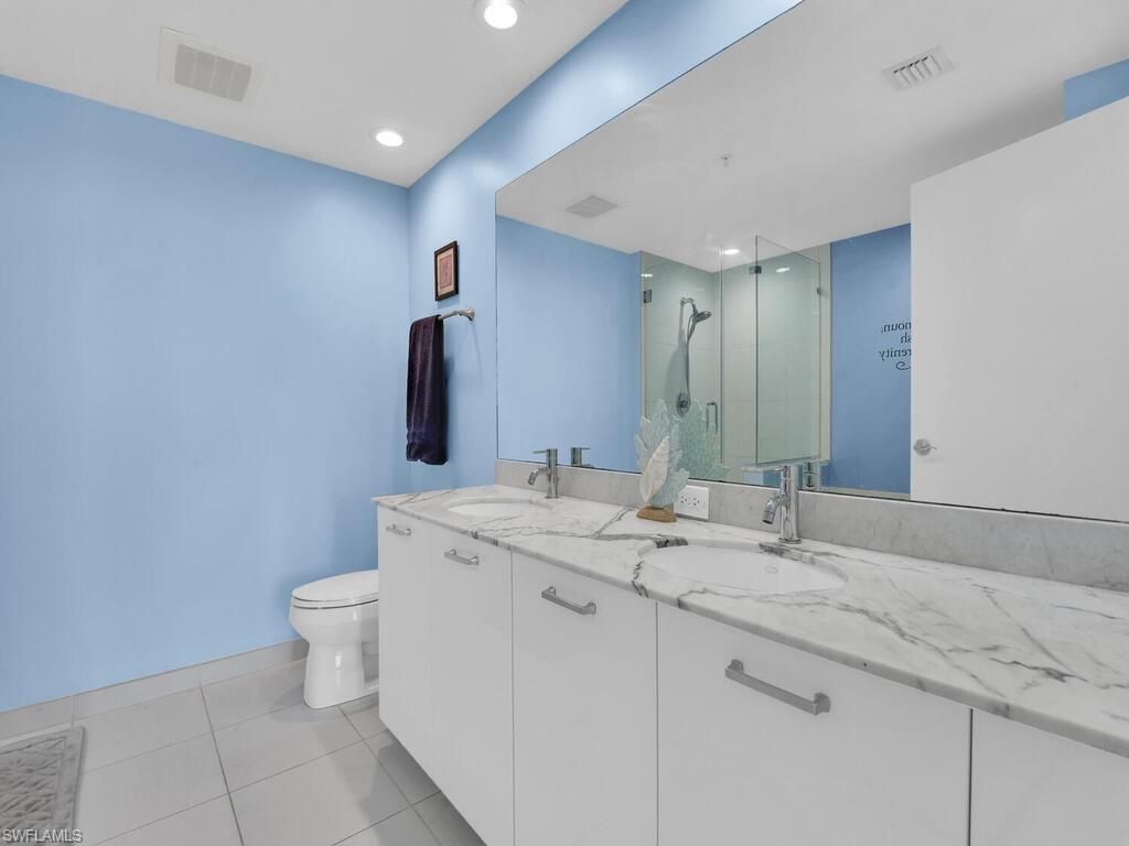 3000 Oasis Grand Blvd, Unit 1705, Fort Myers, FL 33916 Photo