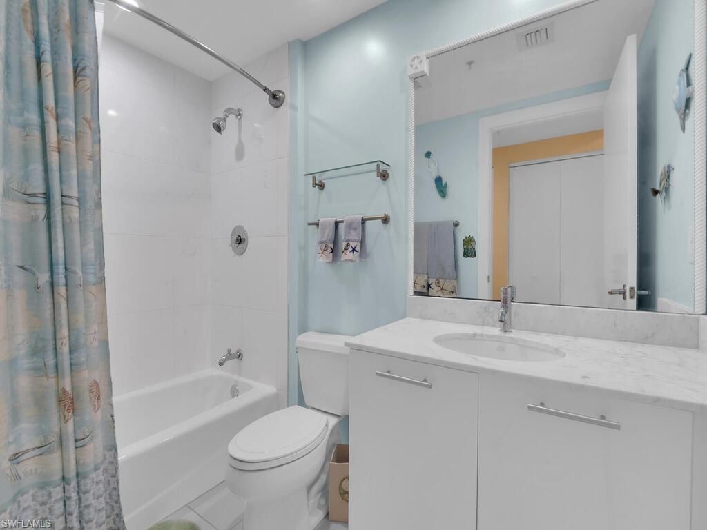 3000 Oasis Grand Blvd, Unit 1705, Fort Myers, FL 33916 Photo