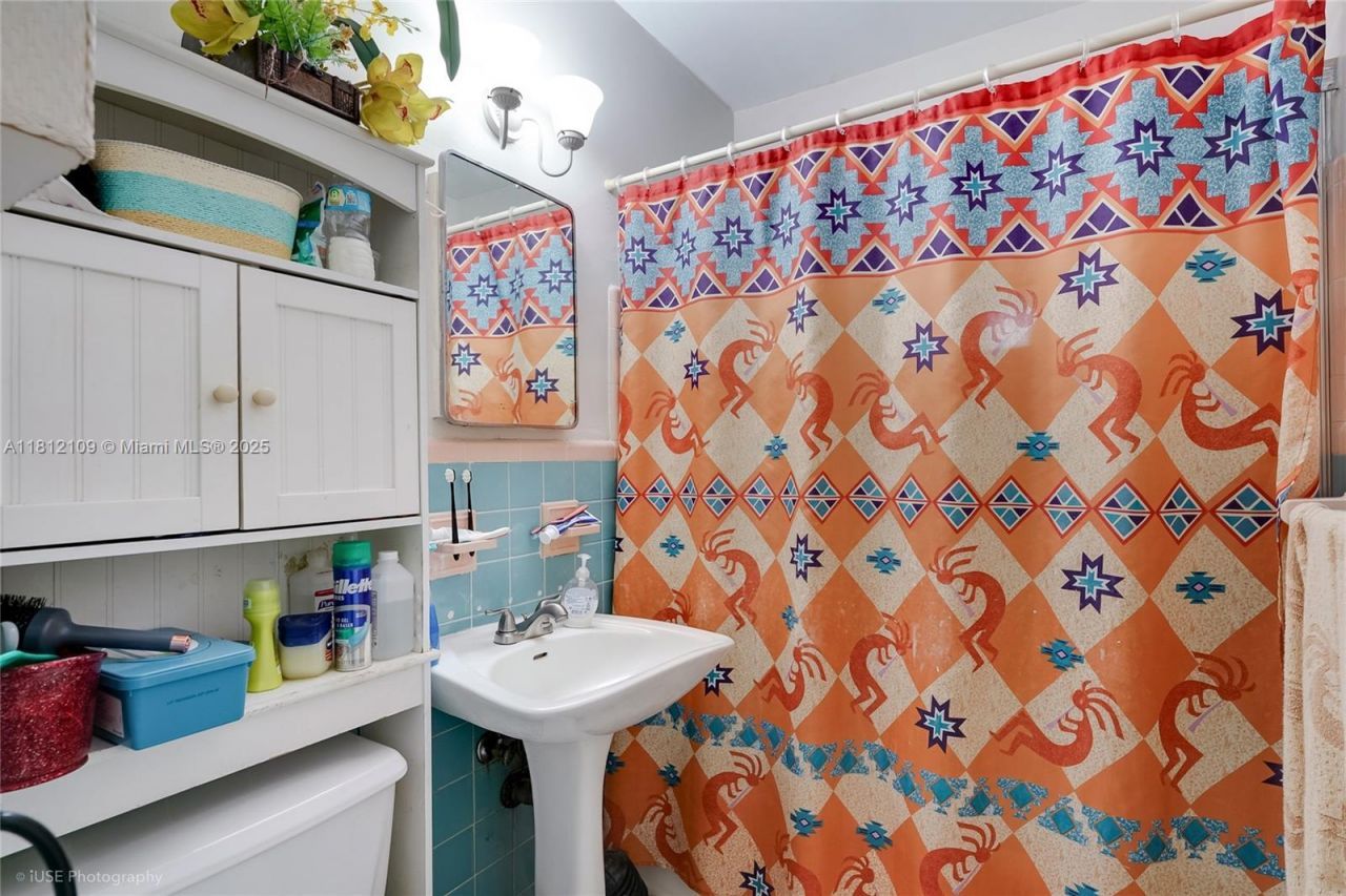 901 SW 34th Ave, Miami, FL 33135 Photo