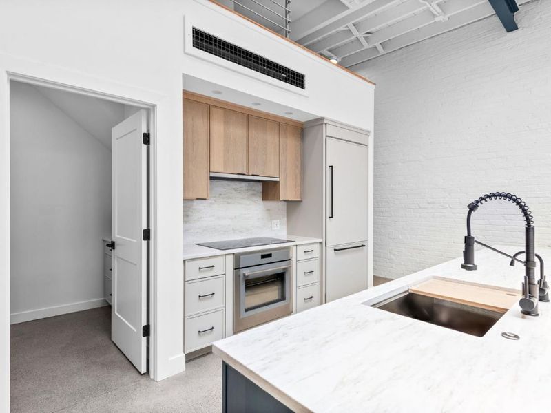 530 Reading Road, Cincinnati, OH 45202 Photo 14