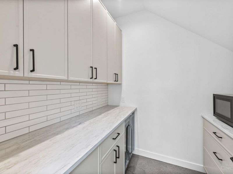 530 Reading Road, Cincinnati, OH 45202 Photo 15