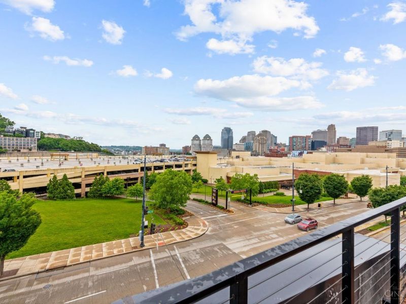 530 Reading Road, Cincinnati, OH 45202 Photo 36