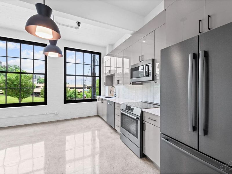 530 Reading Road, Cincinnati, OH 45202 Photo 47