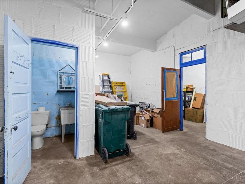 530 Reading Road, Cincinnati, OH 45202 Photo 66