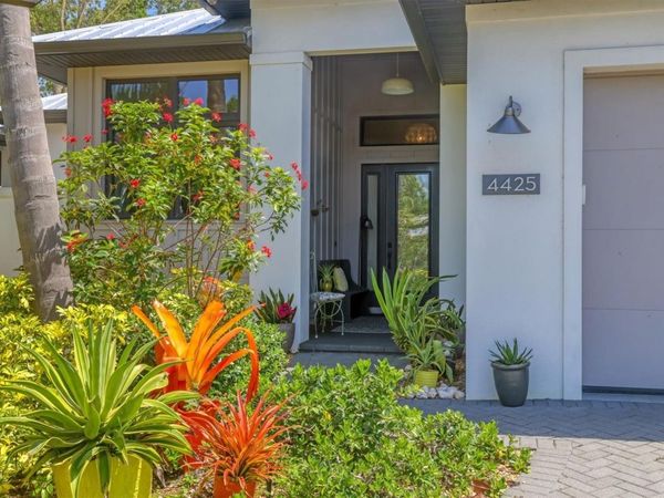4425 LORDS DRIVE, SARASOTA, FL 34231