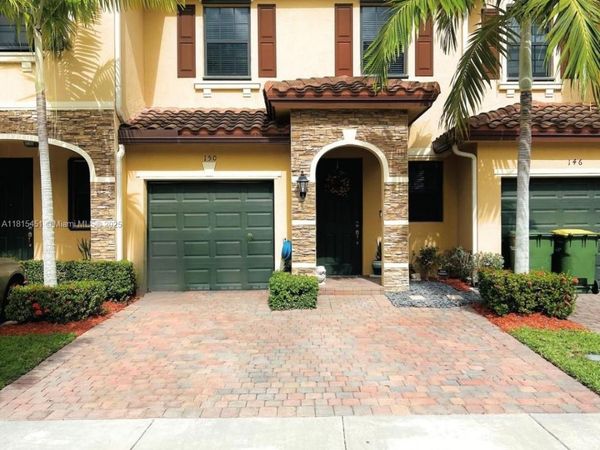 150 SE 34th Ter, Homestead, FL 33033