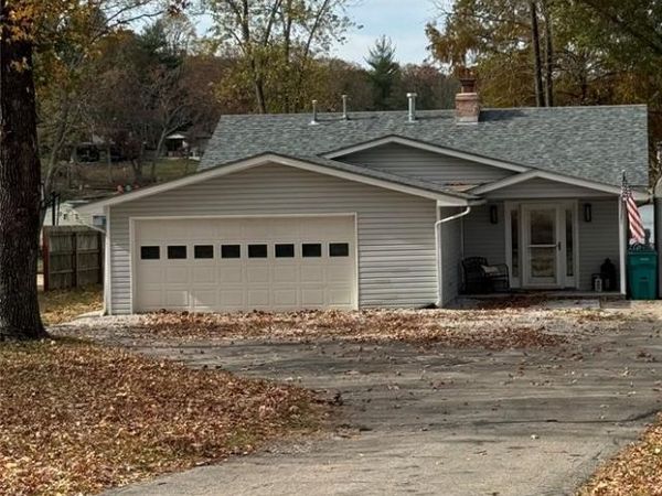 2255 Lakeshore Drive, Cuba, MO 65453