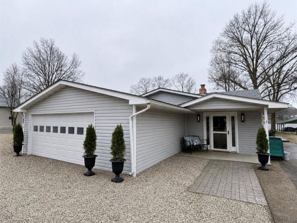 2255 Lakeshore Drive, Cuba, MO 65453