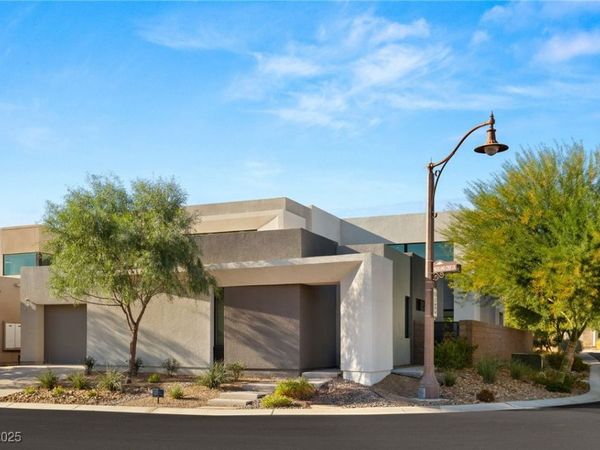 21 Highland Cove Lane, Henderson, NV 89011