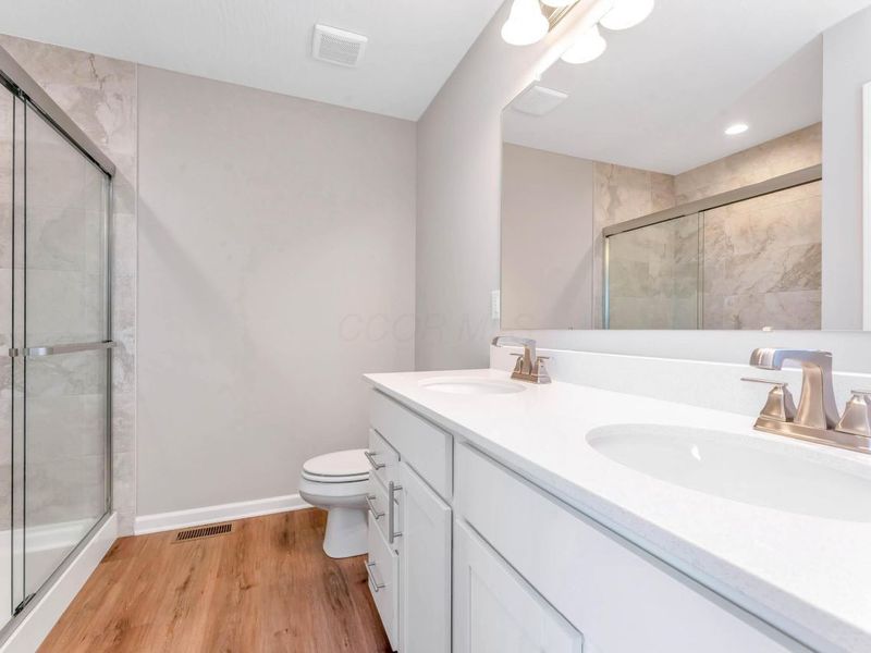 210 Scotsgrove Drive, Pataskala, OH 43062 Photo 7