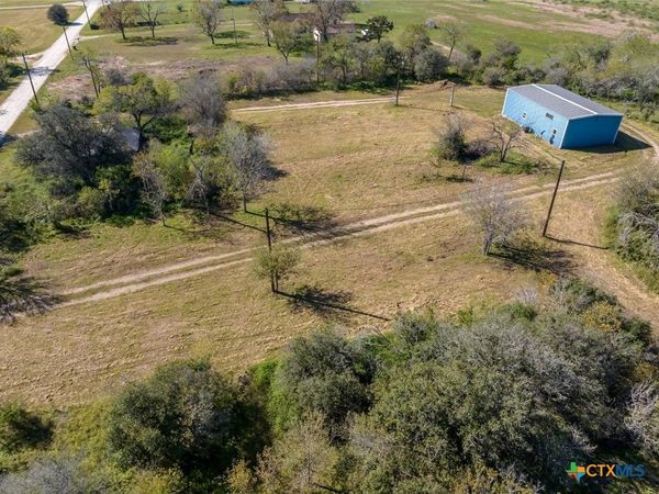 304 E 9th Street, Nordheim, TX 78141