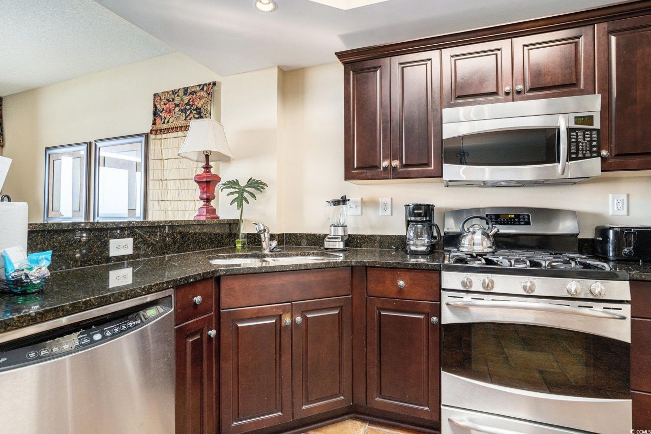 100 North Beach Blvd. Photo 12