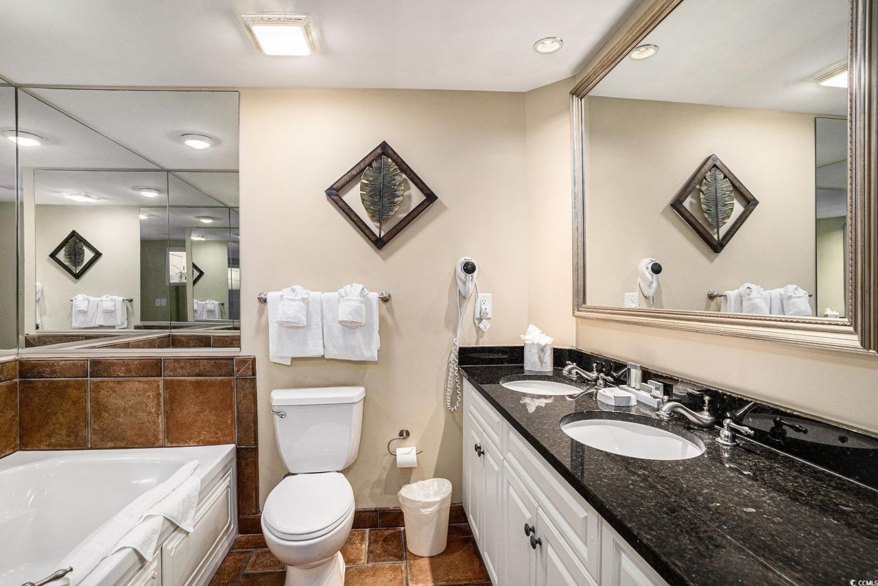 100 North Beach Blvd. Photo 16