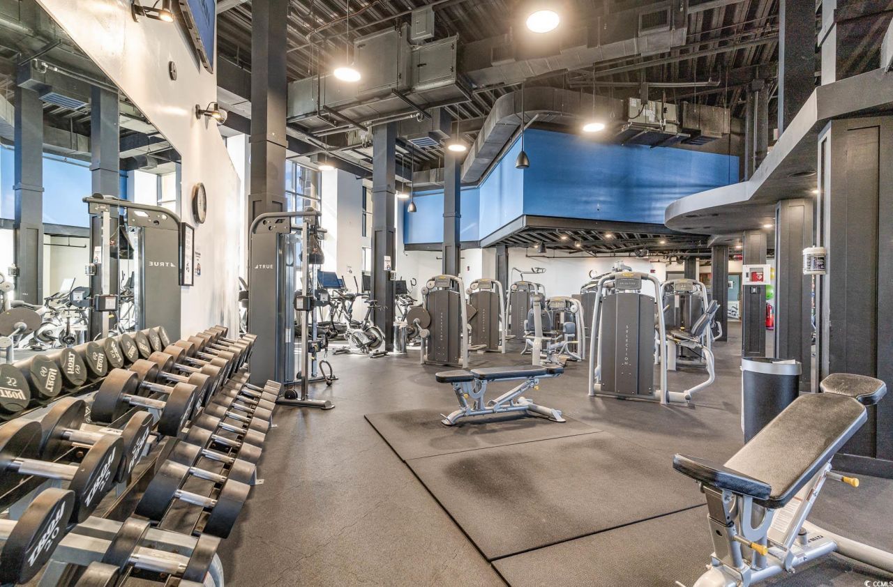 100 North Beach Blvd. Photo 35