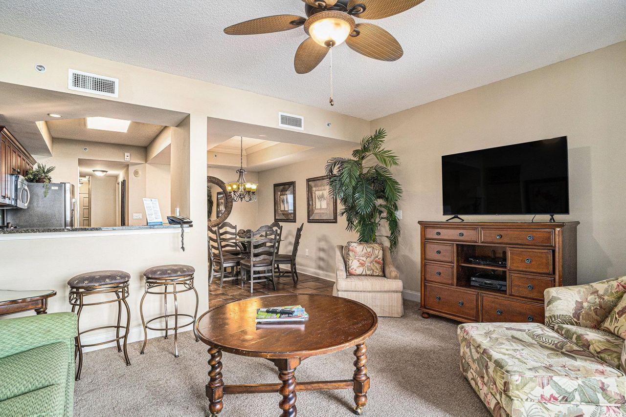 100 North Beach Blvd. Photo 7