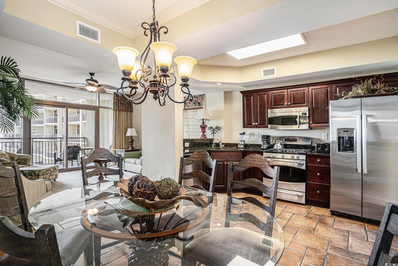 100 North Beach Blvd. Photo 9