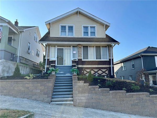 808 Gilbert Avenue, Follansbee, WV 26070