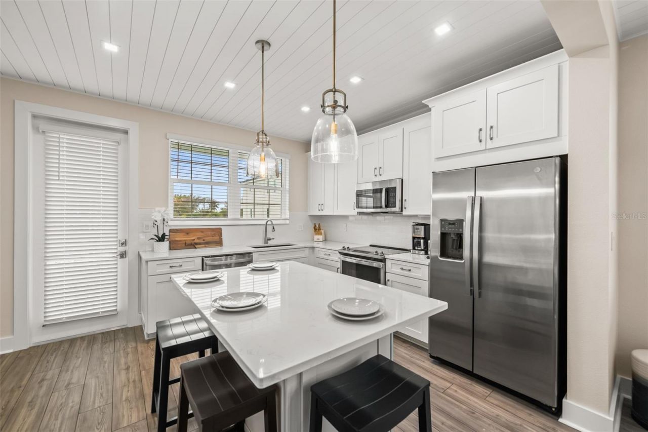 4321 Marina View Way, Cortez, FL 34215 Photo