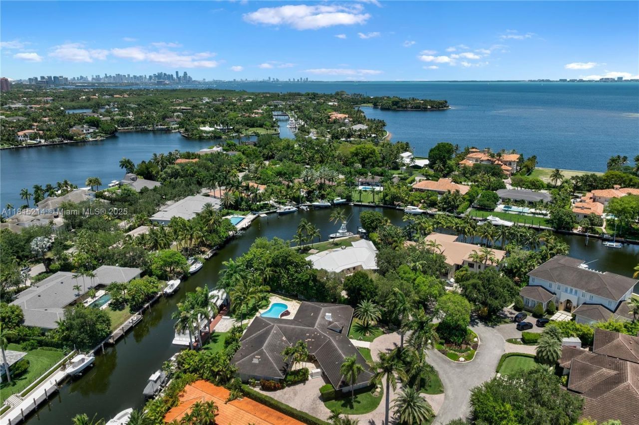 435 Marquesa Dr, Coral Gables, FL 33156 Photo