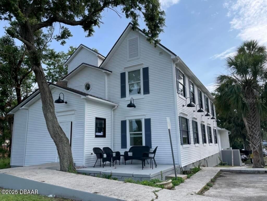 404 S Ridgewood Avenue, Daytona Beach, FL 32114 Photo